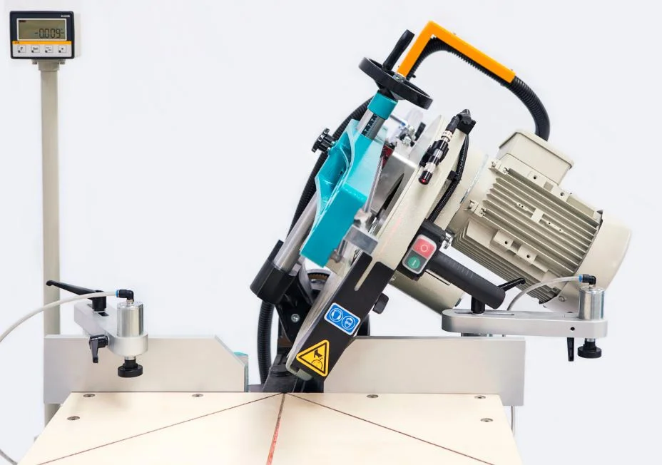 RYK 420 Heavy Duty Radial Saw 16