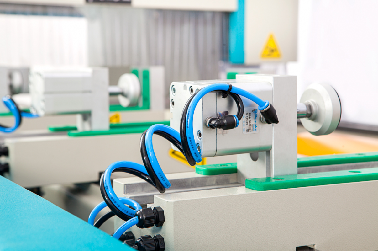 AIM 4310 Aluminium Profile Processing Center 1